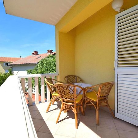 Apartment Mirela Malinska Εξωτερικό φωτογραφία